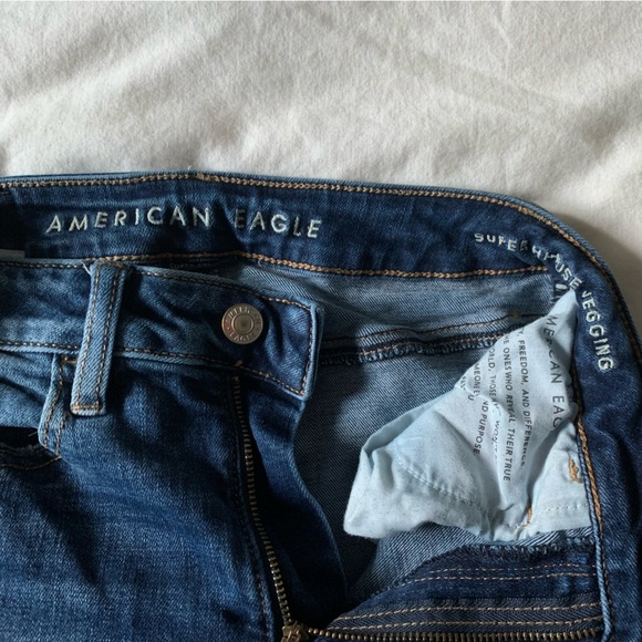 American Eagle Hi-Rise Skinny Ripped Jeans Women's 00 short - Picture 3 of 5